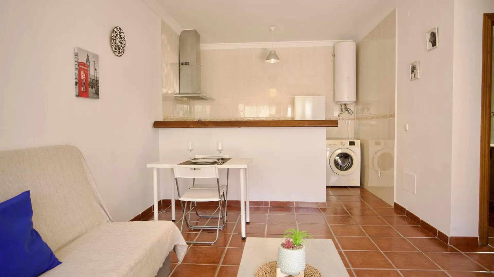 Apartamento Cerca De La Playa Torrecilla Nerja Spain