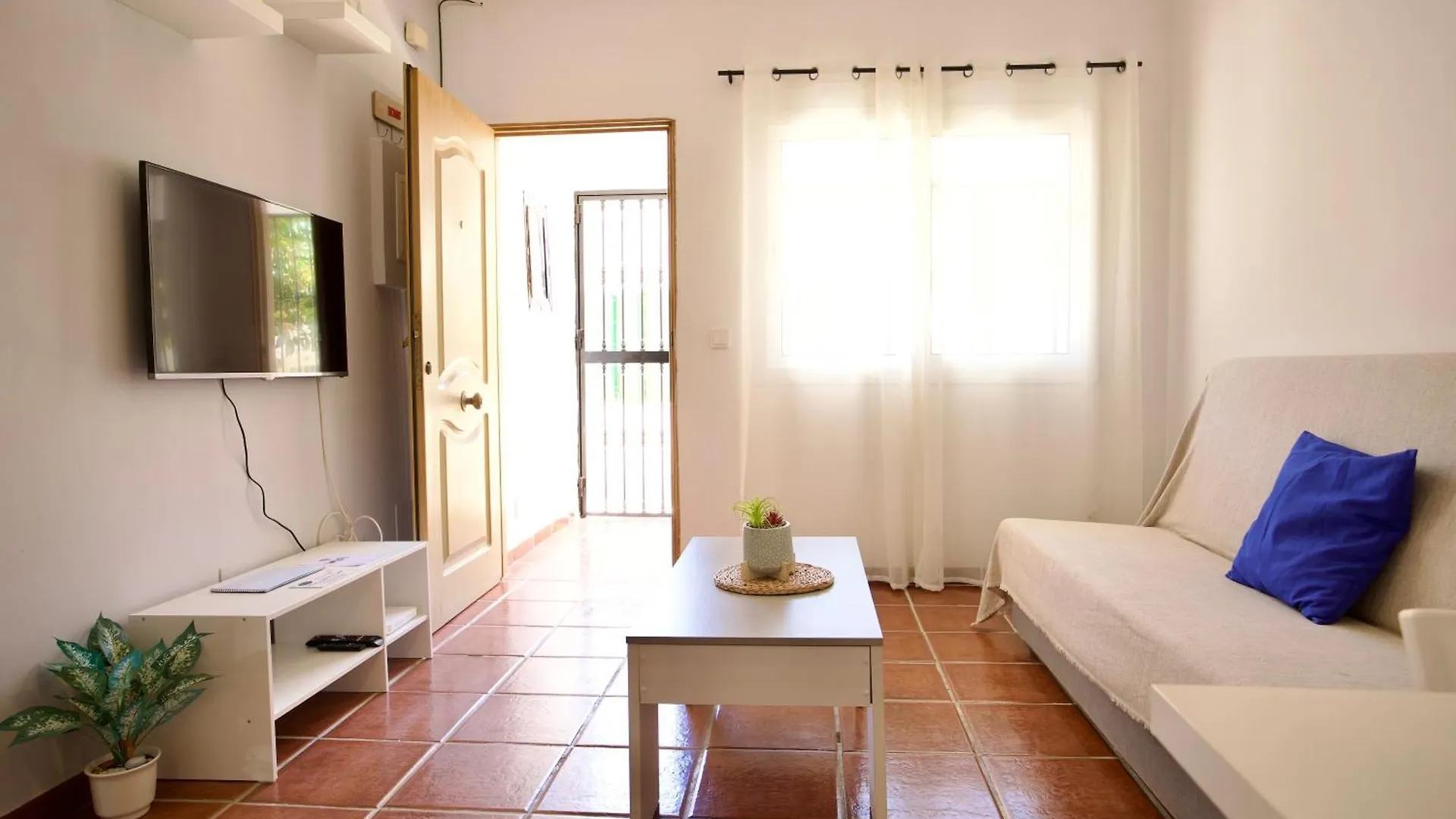 Apartamento Cerca De La Playa Torrecilla Nerja Spain